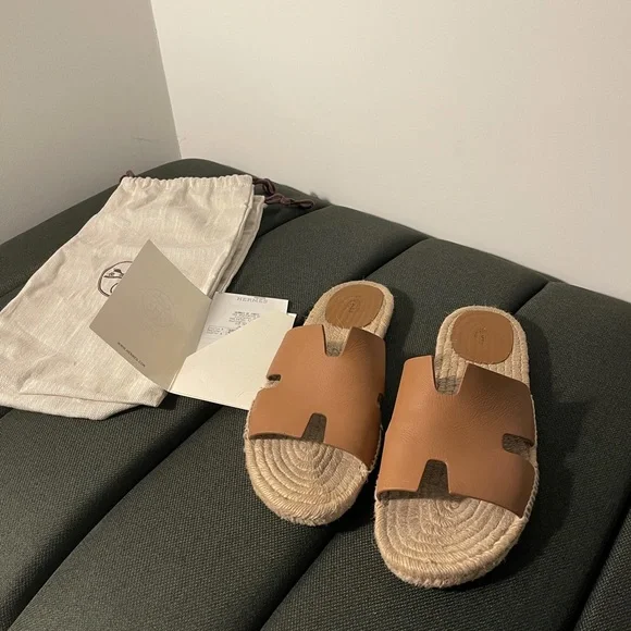 ナチュラルに映える】HERMES Espadrillas Antigua Beige Sable